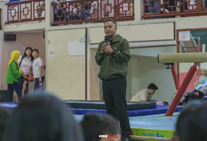 Ketua KONI Surabaya, Arderio Hukom ketika menghadiri Kejuaraan Senam Piala KONI Surabaya, Minggu (14/12/2025). Foto/dok