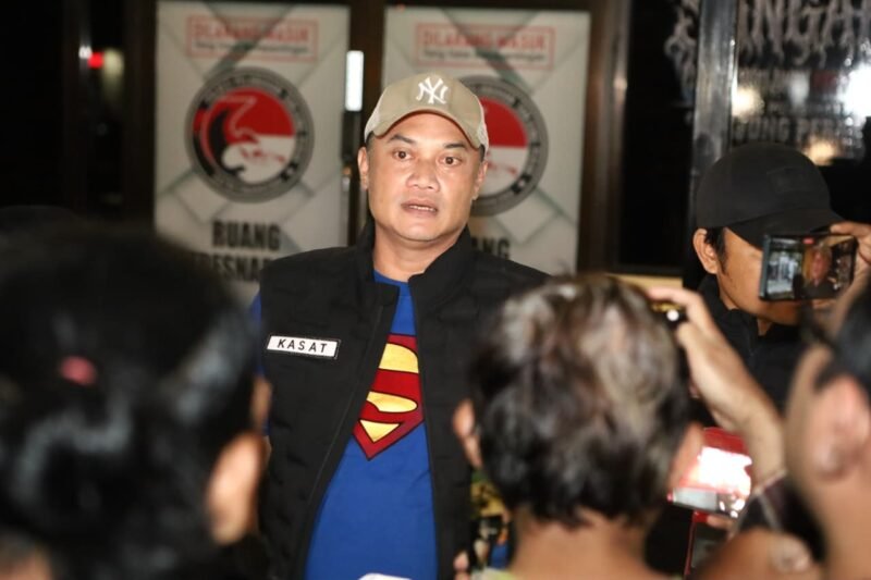 Kasat Narkoba Polres Pelabuhan Tanjung Perak, AKP Adik Agus Putrawan, SH., MH., ketika rilis di Mapolres Pelabuhan Tanjung Perak, Rabu (30/9/2026). 