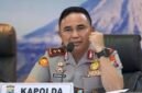 Kapolda Jatim, Irjen Pol Dekananto Eko Purwono ketika menyampaikan commander wish di Gedung Rupatama Polda Jatim, Rabu (14/10/2026). 