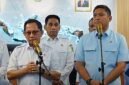 Menteri Dalam Negeri (Mendagri) Tito Karnavian bersama Kepala Badan Gizi Nasional (BGN) Sudaryono. 